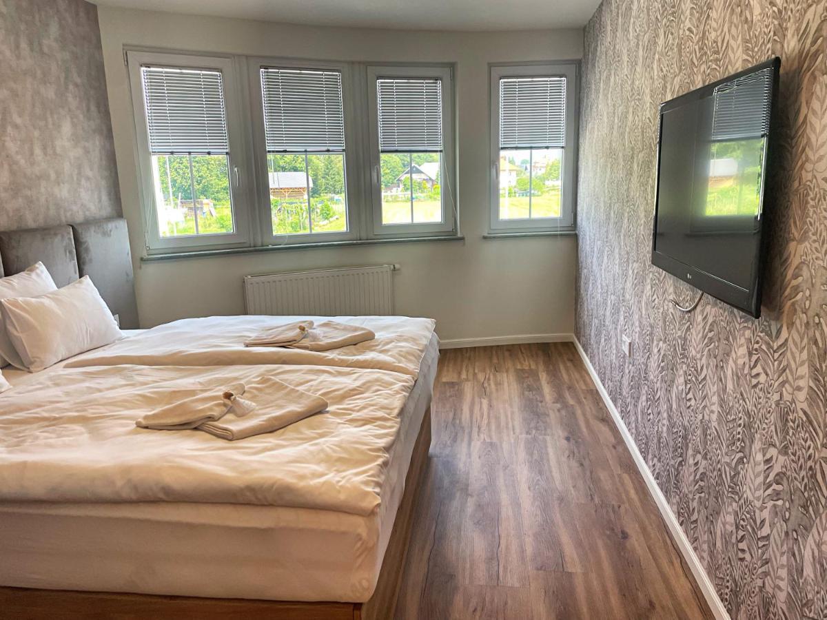 Vila Urbana Luxury Apartments Лесце Екстериор снимка