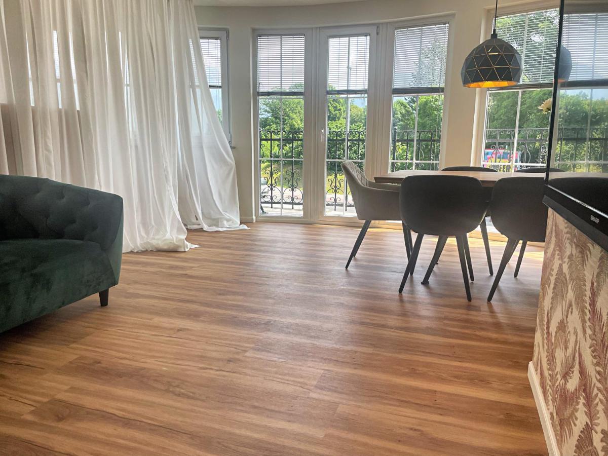 Vila Urbana Luxury Apartments Лесце Екстериор снимка