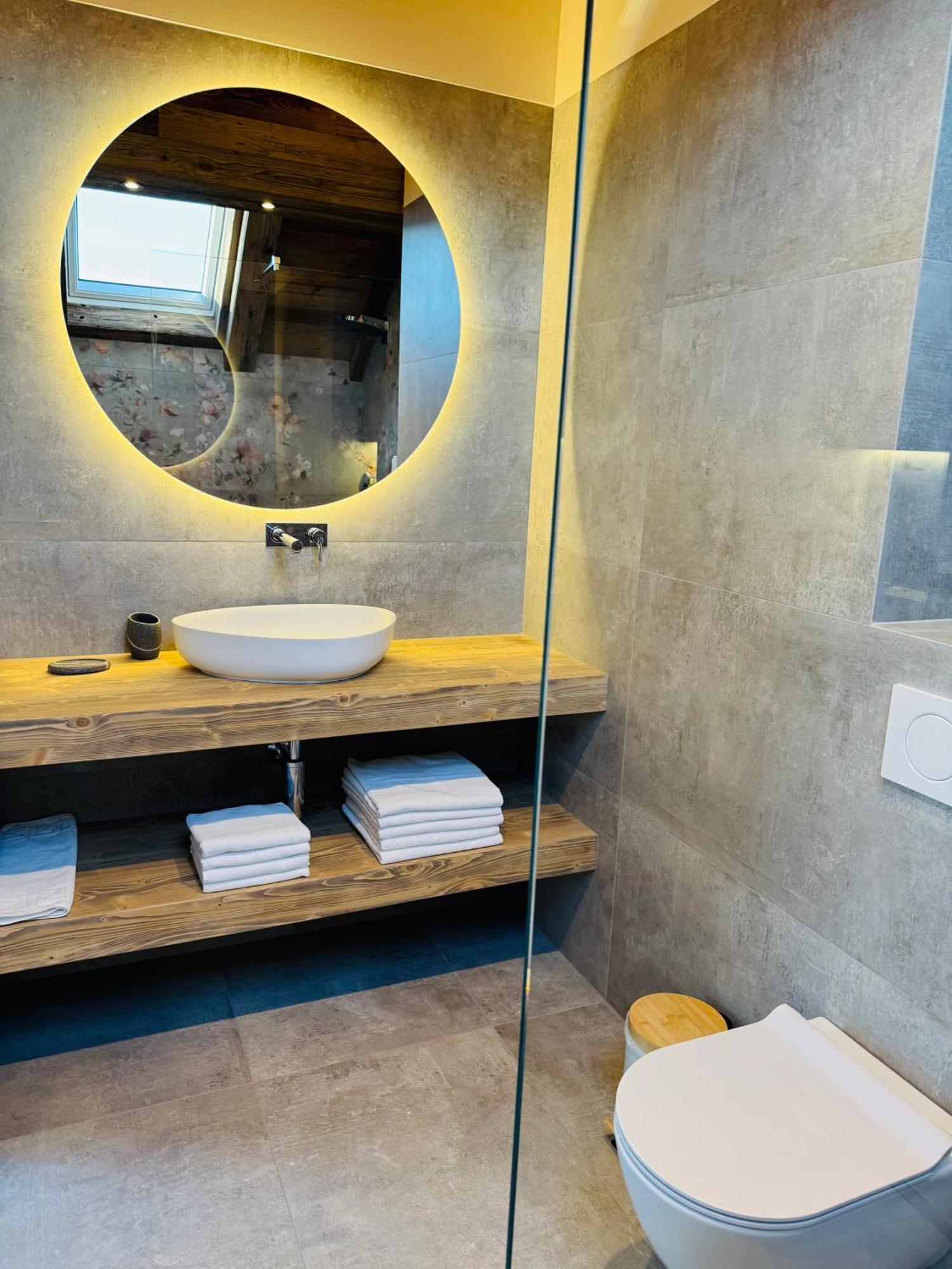 Vila Urbana Luxury Apartments Лесце Екстериор снимка