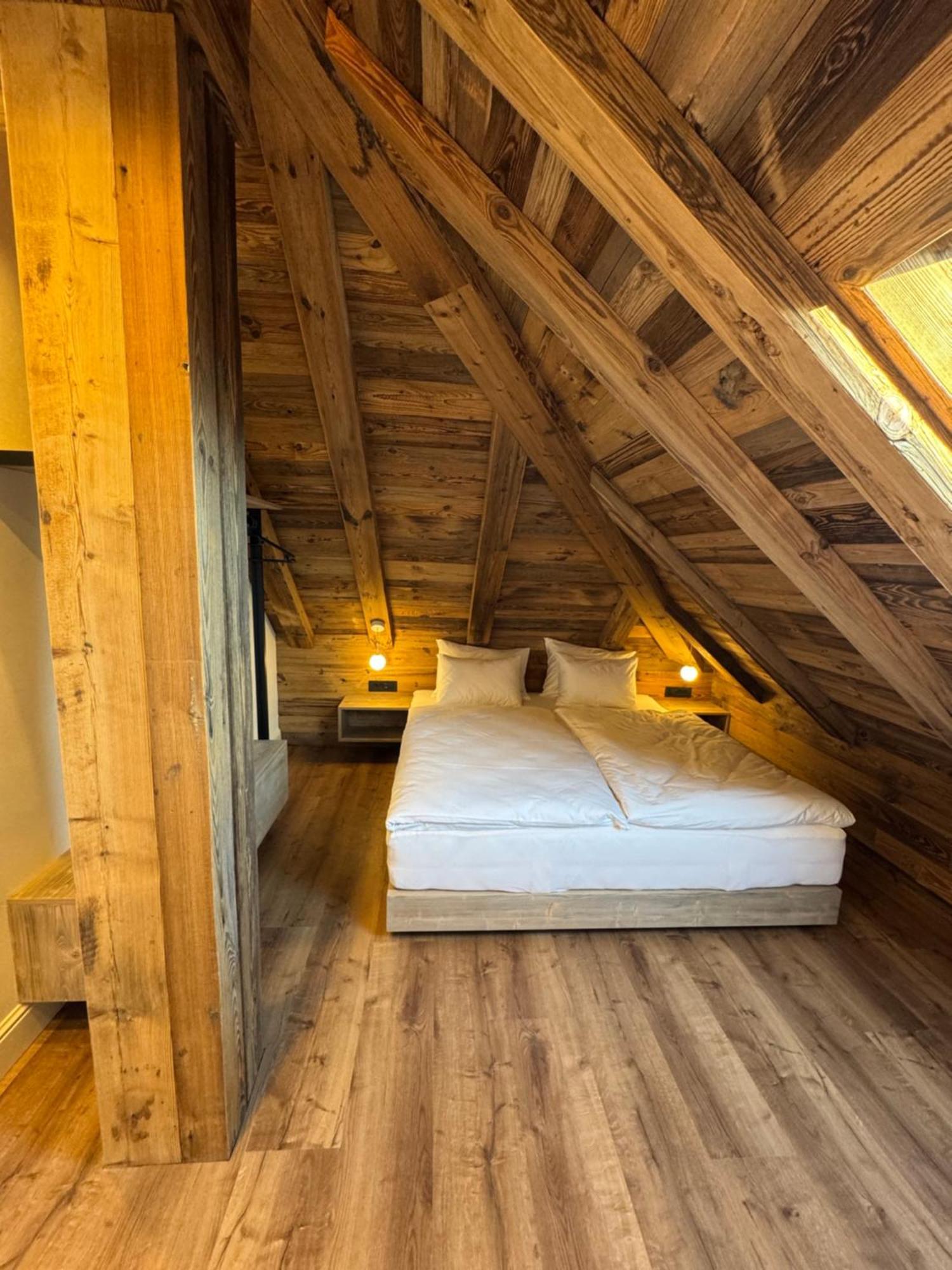 Vila Urbana Luxury Apartments Лесце Екстериор снимка