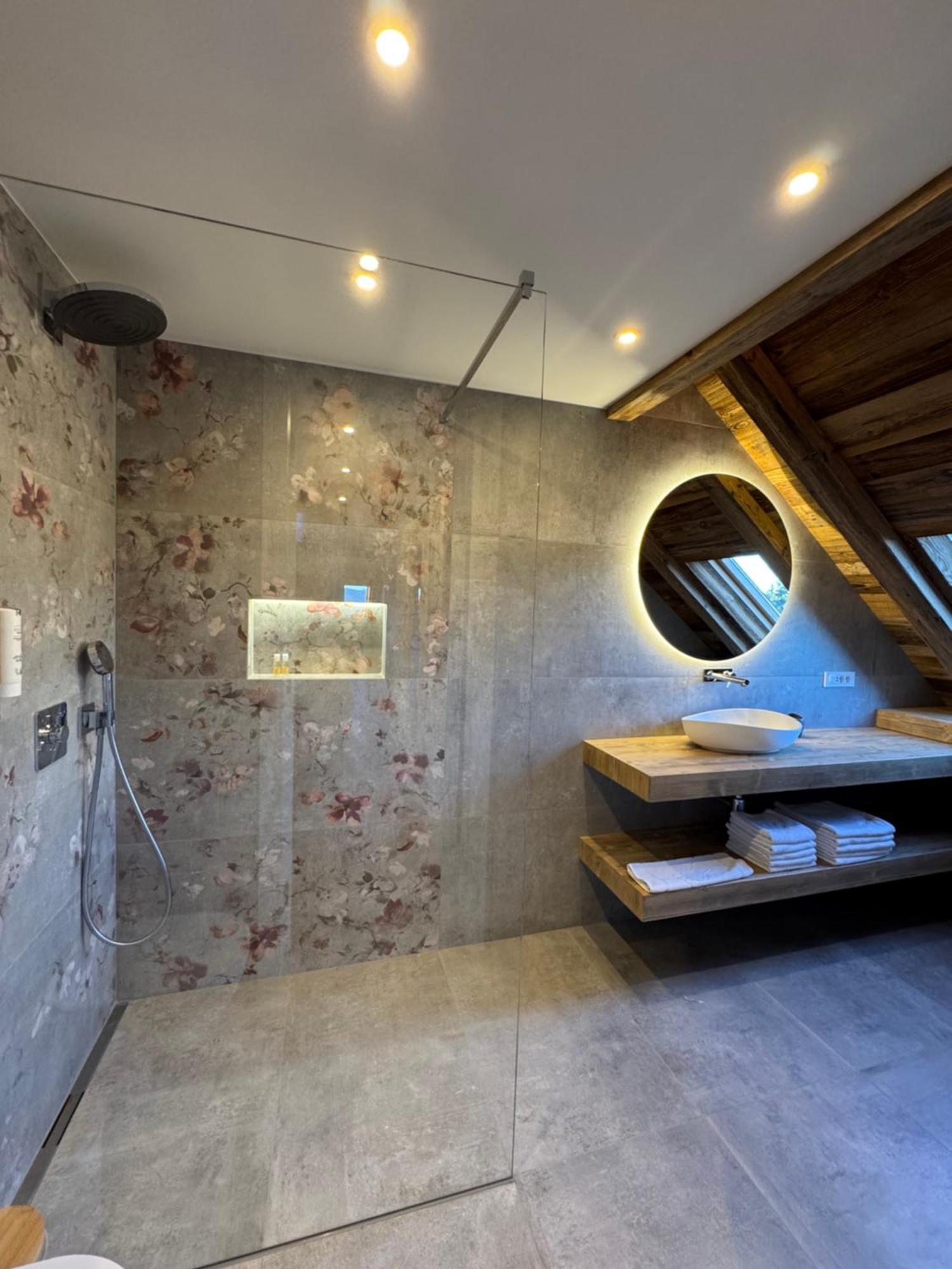 Vila Urbana Luxury Apartments Лесце Екстериор снимка