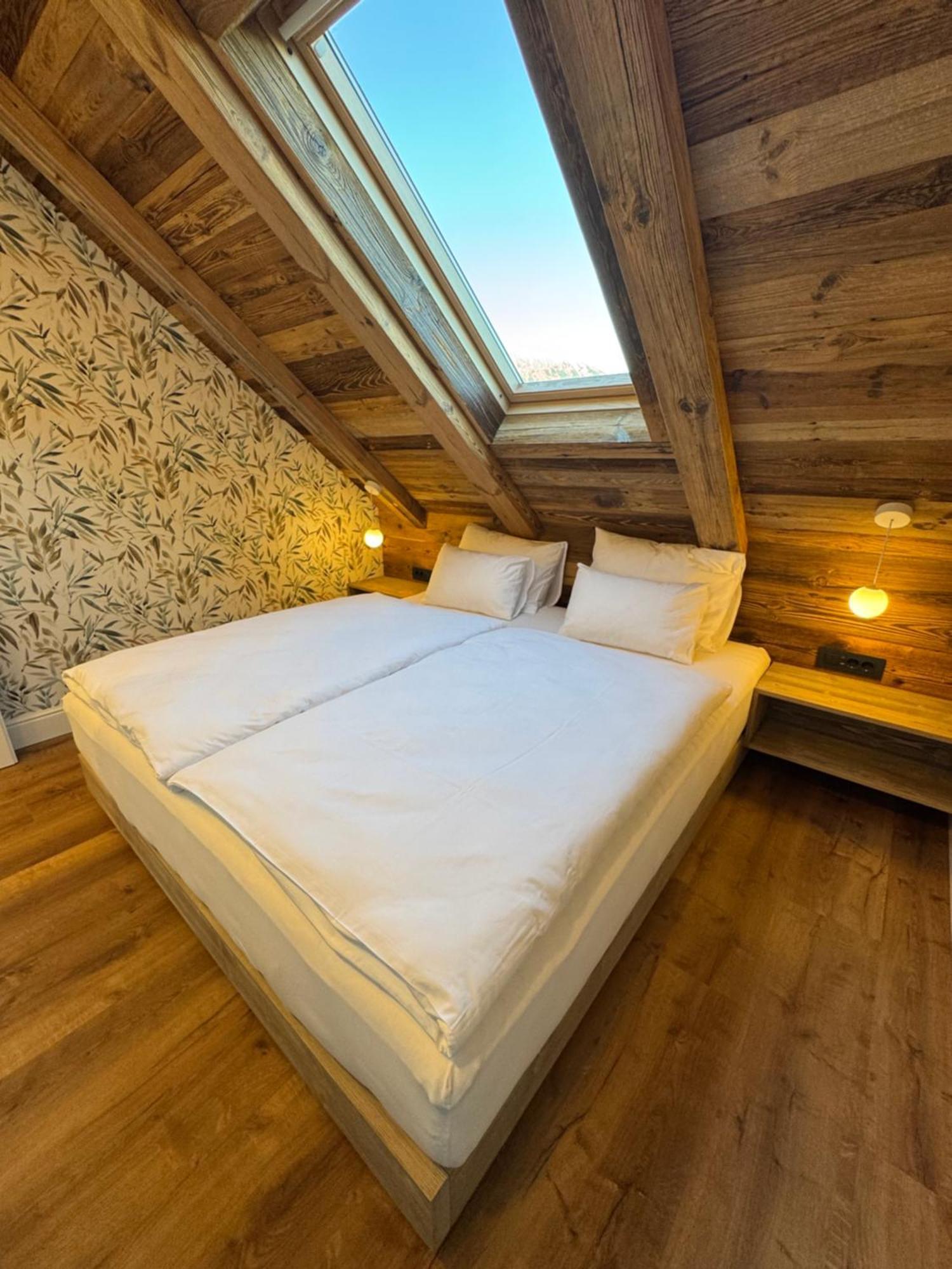 Vila Urbana Luxury Apartments Лесце Екстериор снимка